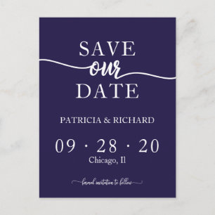 Cartão Postal Casamento de Caligrafia Chic Azul Marinho Save The