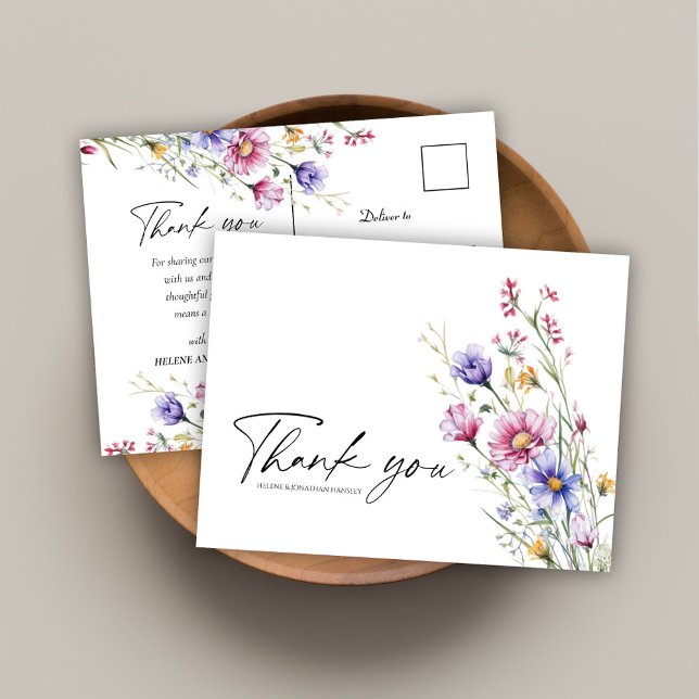 Cartão Postal Casamento Elegante Floral de Flor Moderno - Obriga (Modern Wildflower Floral Elegant Wedding Thank You Postcard)