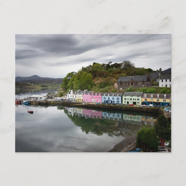 Cartão Postal Casas coloridas em Portree, Skye (Frente)