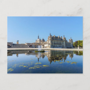 Cartão Postal Castelo de Chantilly com reflexo em um lago