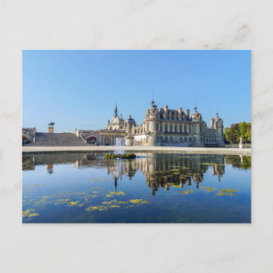 Cartão Postal Castelo de Chantilly com reflexo em um lago
