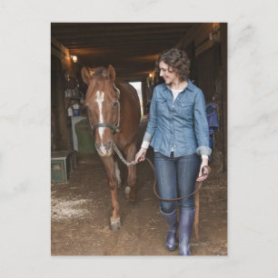 Cartão Postal Cavalo líder de mulher
