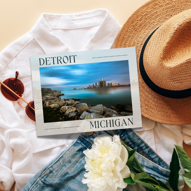Cartão postal cênico Detroit Waterfront (Scenic Detroit Postcard)