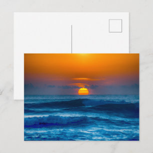 Cartão Postal Cênico do Pôr do Sol do Oceano Doura