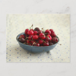 Cartão Postal Cerejas numa tigela azul