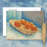 Cartão Postal Cesta com Seis Laranjas Vincent van Gogh<br><div class="desc">Um cartão postal de belas artes,  com "Cesta com Seis Laranjas" (1888),  uma obra impressionista postada do artista holandês Vincent van Gogh (1853-1890). Esta vida estática representa uma cesta mais vadia que flui com fruta,  colocada sobre uma mesa.</div>