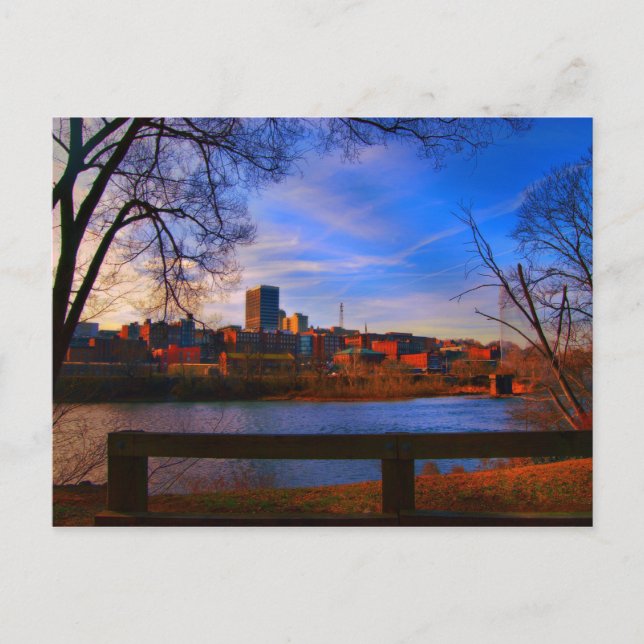 Cartão Postal céu azul de lynchburg va (Frente)