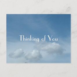 Cartão Postal Céu azul e cartão-postal das nuvens brancas.