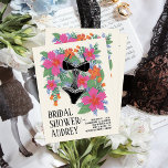 Cartão Postal Chá de panela de Lingerie tropical<br><div class="desc">Reúna as meninas e comemore a linda noiva para estar com um chá de panela temático de lingeries tropical e sexy. Ponha o tom para uma celebração descuidada de diversão com este cartão-postal de convite ilustrado para chás, cor-de-rosa fuchsia, laranja suculenta, verduras verdes e azuis-piscadelas, com uma peça quente, rendas...</div>