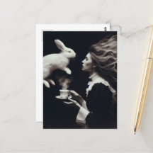 Chá Mágico Surreal Preto e Branco com Coelho