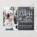 Cartão Postal Chalkboard Snowflake Felke Foto de Natal Feliz<br><div class="desc">Um belo cartão postal de fotos de feriado baseado em tipografia que mostra uma foto da família. "É a época mais maravilhosa do ano" aparece em tipografia branca, escrita à mão, sobre um fundo do quadro de cinza de carvão acentuado com flocos de neve brancos. Personalize o cartão com sua...</div>