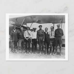 Cartão Postal Charles Lindbergh com 7 homens, incluindo