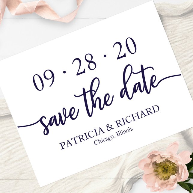 Cartão Postal Chic Script Azul Marinho Branco Casamento Save The (Criador carregado)