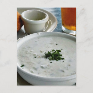 Cartão Postal Clam Chowder Com Cerveja E Pão De Massa Abusiva