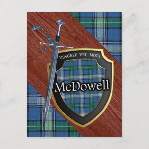 Cartão Postal Clan McDowell Tartan Sword & Shield