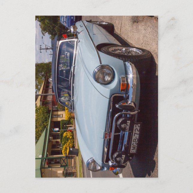 Cartão Postal Classic blue MGB roadster sports car. (Frente)