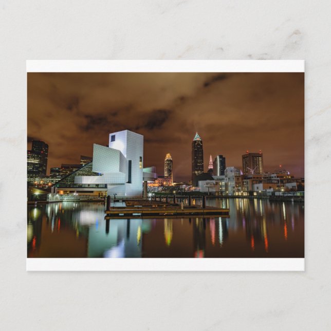 Cartão Postal Cleveland Skyline à Noite (Frente)