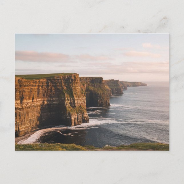 Cartão Postal Cliff of Moher, Irlanda, Rock and Sea (Frente)