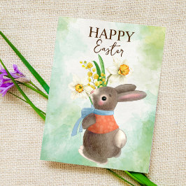 Cartão Postal Coelhinho bonito com felz pascoa de flores