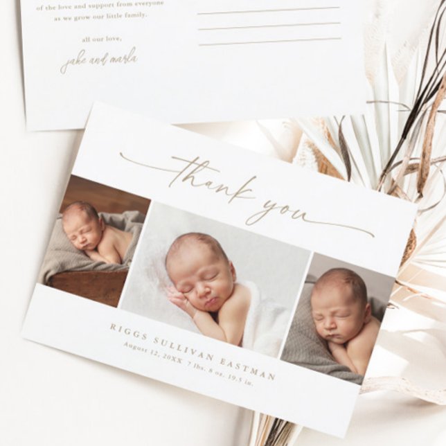 Cartão Postal Colagem de Fotos de Bebê com Roteiro Simples Obrig (Gold script 3 photo baby thank you cards.)