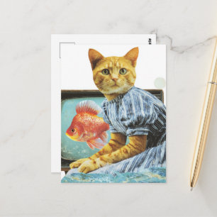 Cartão Postal Colagem de Gato com Peixe Dourado na TV