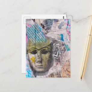 Cartão Postal Colagem de mídia mista abstrata com face de pedra 