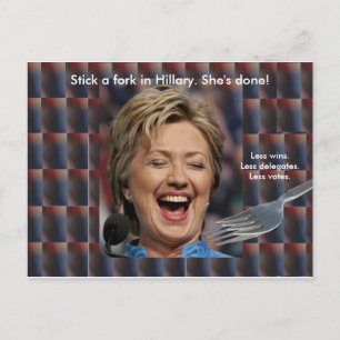 Cartão Postal Coloque um garfo na Hillary. Ela está pronta!
