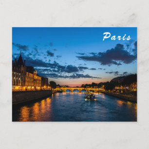 Cartão Postal Conciergia iluminada à noite - Paris, França