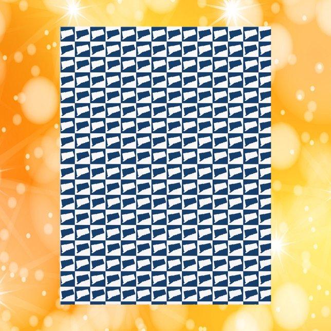 Cartão Postal Connecticut Pop Art Pattern Blue White (A postcard with a blue and white pattern featuring Connecticut.)