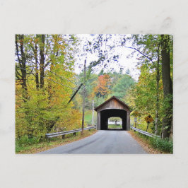 Cartão Postal Coombs cobriu ponte entre as árvores