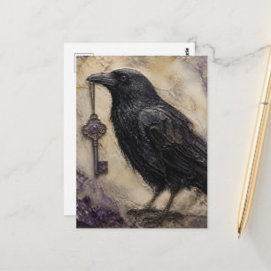 Cartão Postal Corvo com uma Chave