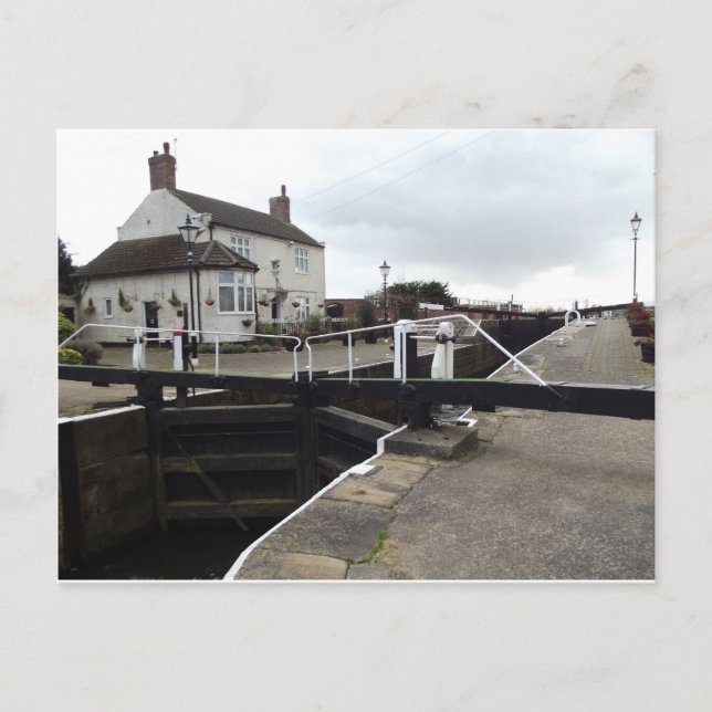 Cartão Postal Cottages Beeston Lock (Frente)