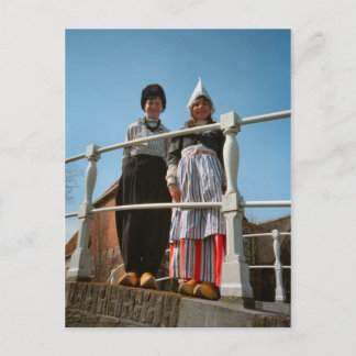 Cartão Postal Crianças no Figurino Nacional Holandês