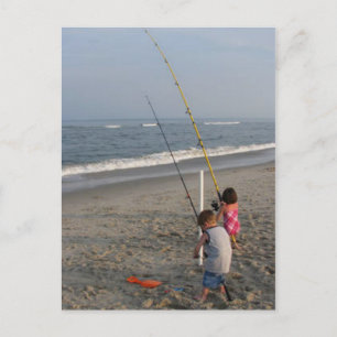 Cartão Postal Crianças pescando na praia