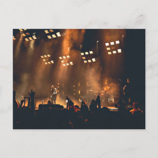 Cartão Postal Crowd gosta de concertos musicais