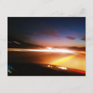 Cartão Postal Cruzando pela autoestrada à meia-noite