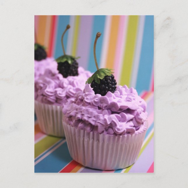 Cartão Postal Cupcakes roxos (Frente)