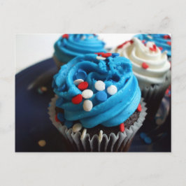 Cartão postal cupcakes vermelho, branco e azul