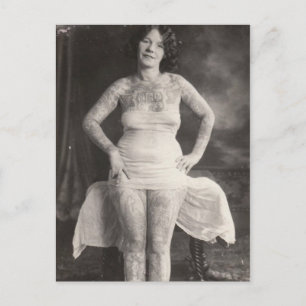 Cartão Postal Curvy Tattoooed