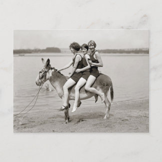 Cartão Postal Damas na praia de Arlington, 1924