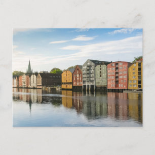 Cartão postal das Casas de Trondheim na Noruega