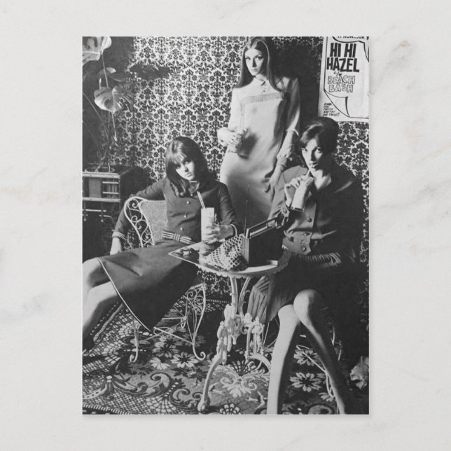 CARTÃO POSTAL das raparigas Milkshake, de 60 anos (Frente)