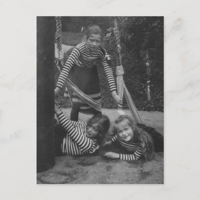 Cartão Postal Daughters tsar of Russia Tatiana, Maria, Anastasia (Frente)