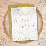 Cartão Postal De Anúncio Altere a Data dos Corações Dourados do 50º Anivers<br><div class="desc">Apresentando corações delicados de ouro com nomes de assinatura de guião dourado. Personalize com seu especial aniversário de 50 anos o ouro mudará a informação de data em letra chic. Projetado por Thisnotme©</div>