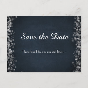 Cartão Postal De Anúncio Classy Black Chalkboard Bokeh Luzes Salve a Data