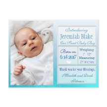 Cartão postal de anúncio de novo menino