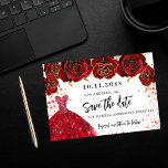 Cartão Postal De Anúncio Doces 16 roupas pretas florais guardam a data<br><div class="desc">Uma garota e moda Salve o cartão de data para uma doce festa de aniversário 16, 16. Rosas pretas decoradas em fundo preto, faxes de brilho dourado e um vestido de ouro. Personalize e adicione uma data e nome/idade. O texto: Salvar a Data é gravado com um script de estilo...</div>