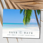 Cartão Postal De Anúncio Elegant Beach Wedding Save the Date<br><div class="desc">Prepare seus convidados para o dia do seu casamento com nosso casamento Elegante Beach. Salve os cartões postais. A frente deste cartão-postal apresenta uma bela fotografia de uma palmeira e de uma praça tropical pristina. Com sua areia e águas turquesas cristalinas, esta imagem transporta seus hóspedes para um oásis sereno...</div>