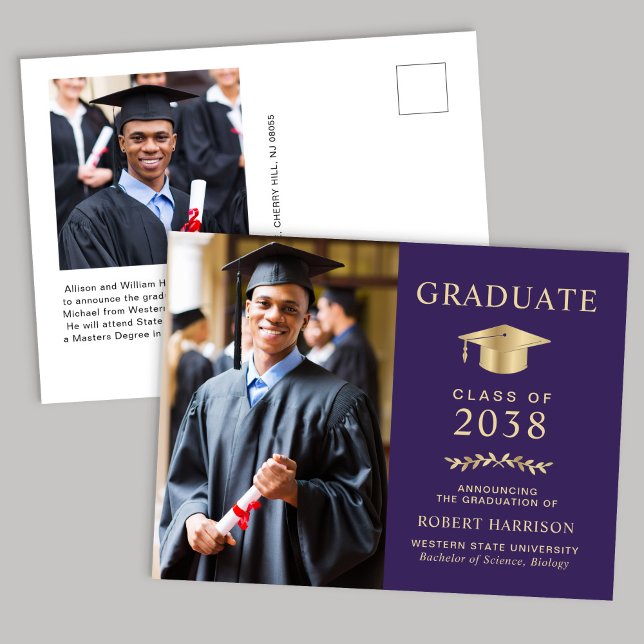 Cartão Postal De Anúncio Elegante Foto Roxo Ouro Graduação Universitária (An elegant college graduation announcement to celebrate the graduate's achievements)