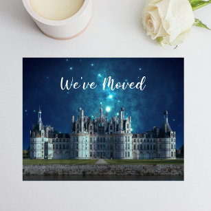 Cartão Postal De Anúncio Elegante Mudamos Novo Castelo de Casa à Noite